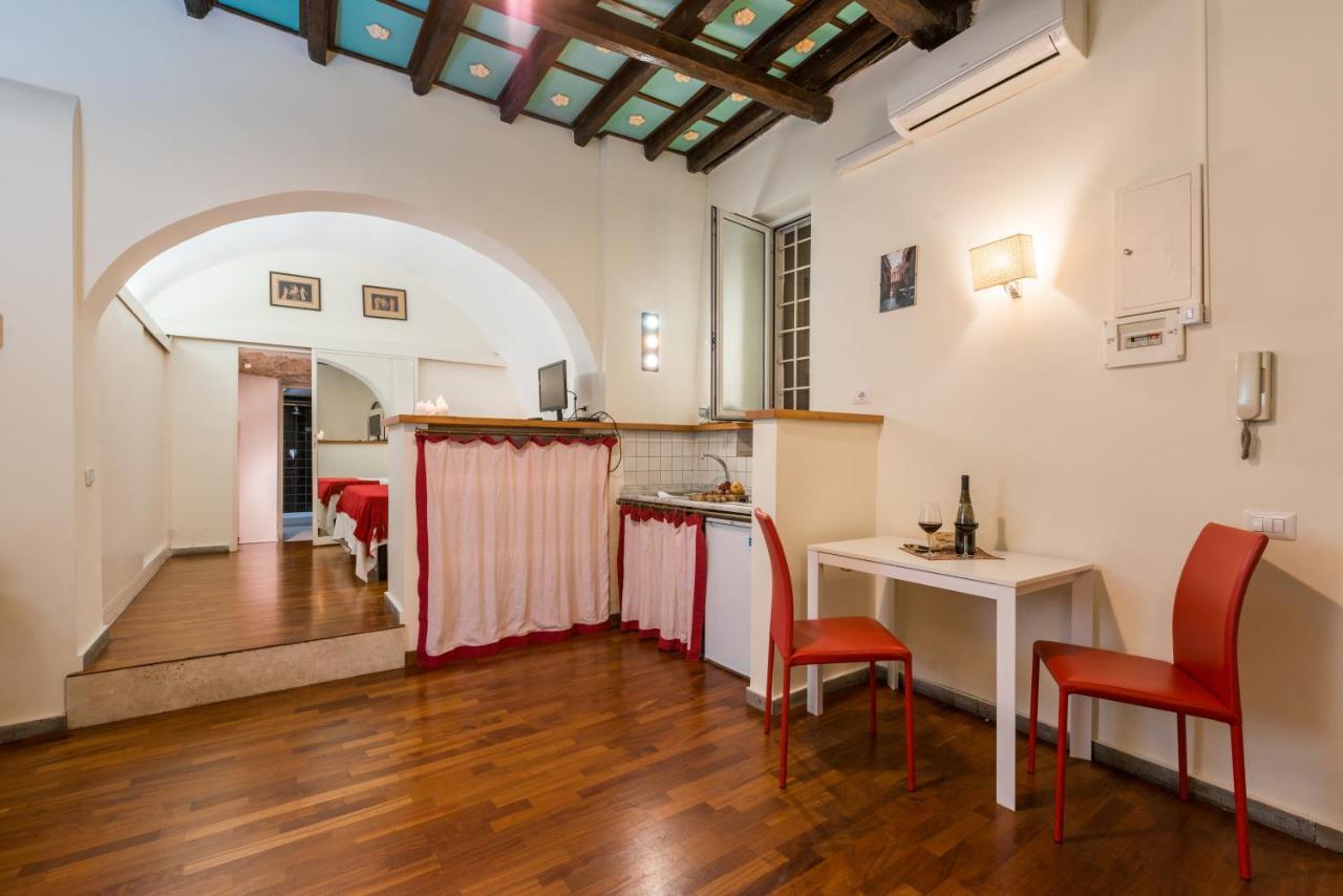 Colosseum Townhouse Roma Esterno foto